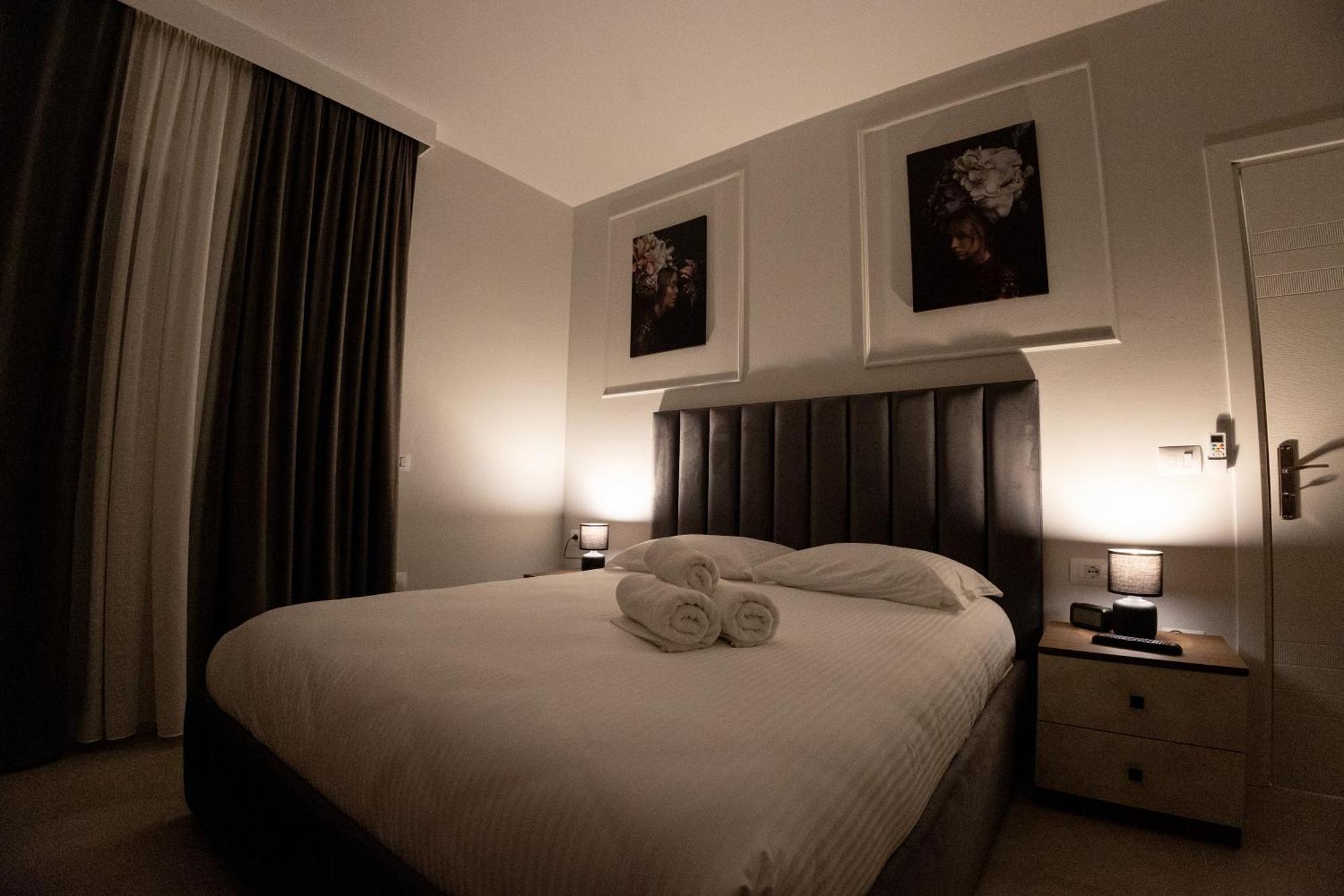 Tirana Days Free Parking Apartment ภายนอก รูปภาพ