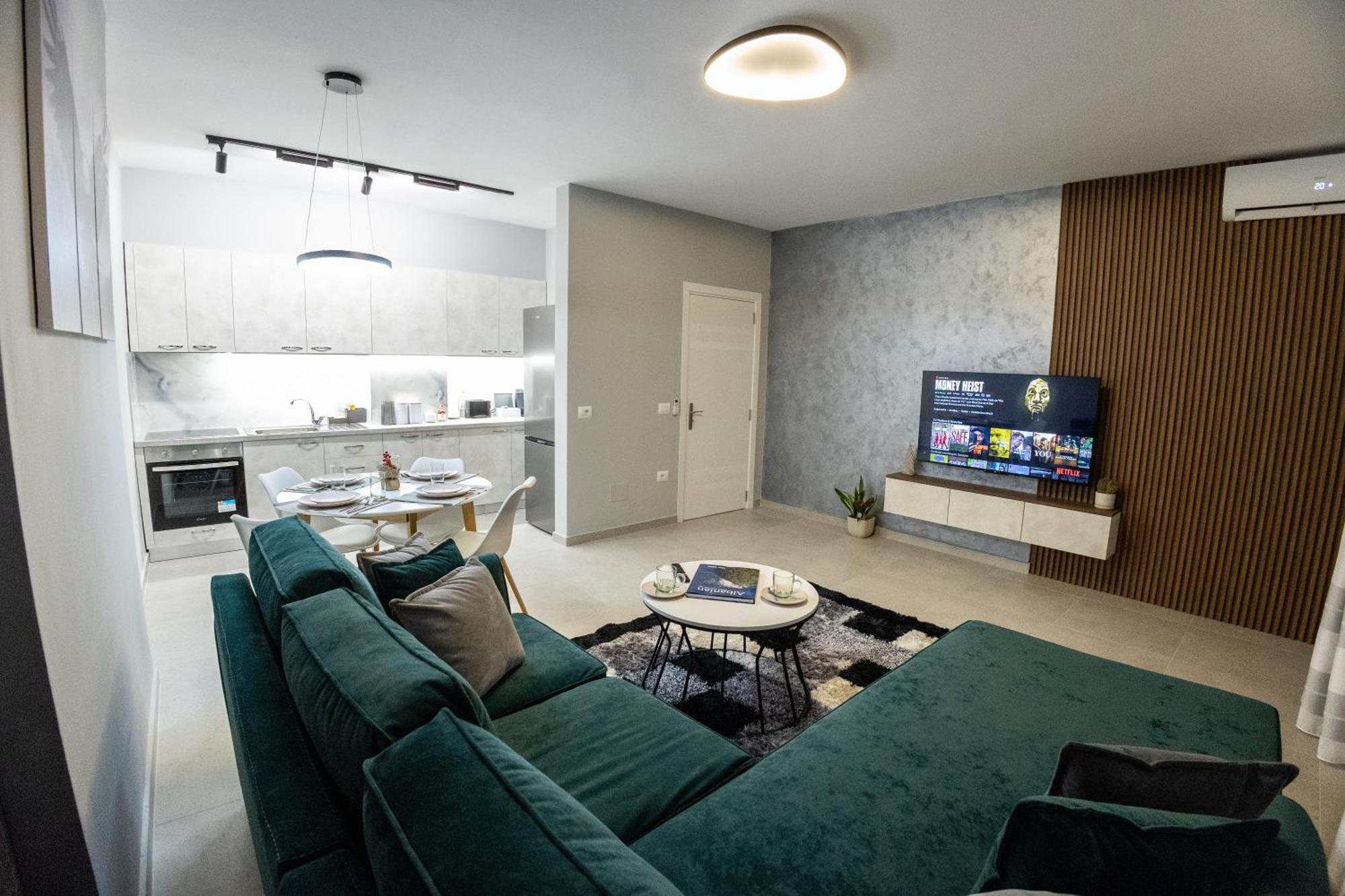 Tirana Days Free Parking Apartment ภายนอก รูปภาพ