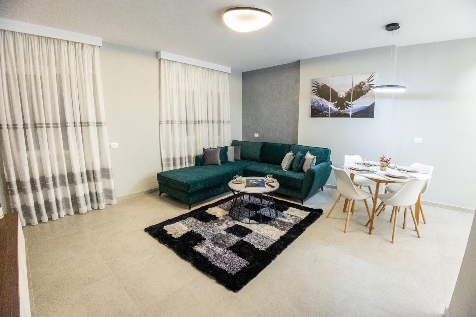 Tirana Days Free Parking Apartment ภายนอก รูปภาพ