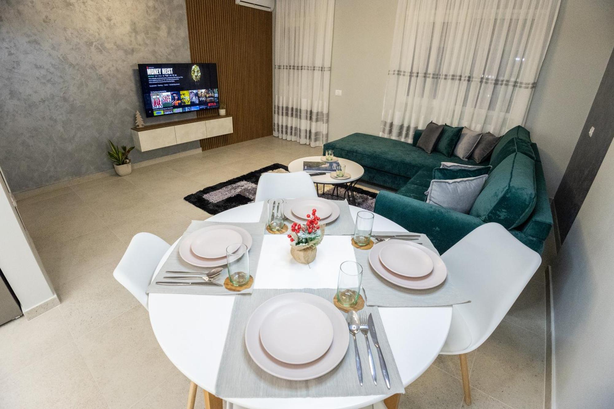 Tirana Days Free Parking Apartment ภายนอก รูปภาพ