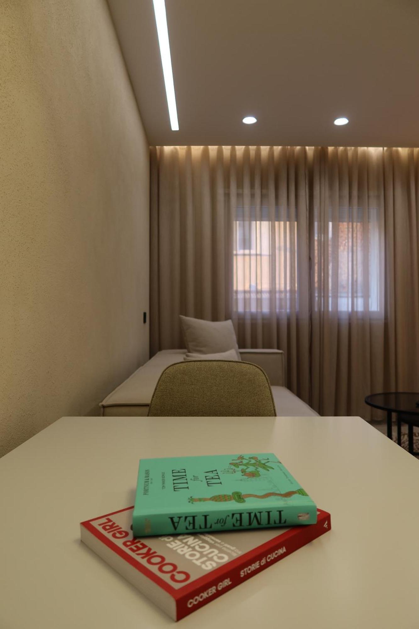Tirana Days Free Parking Apartment ภายนอก รูปภาพ