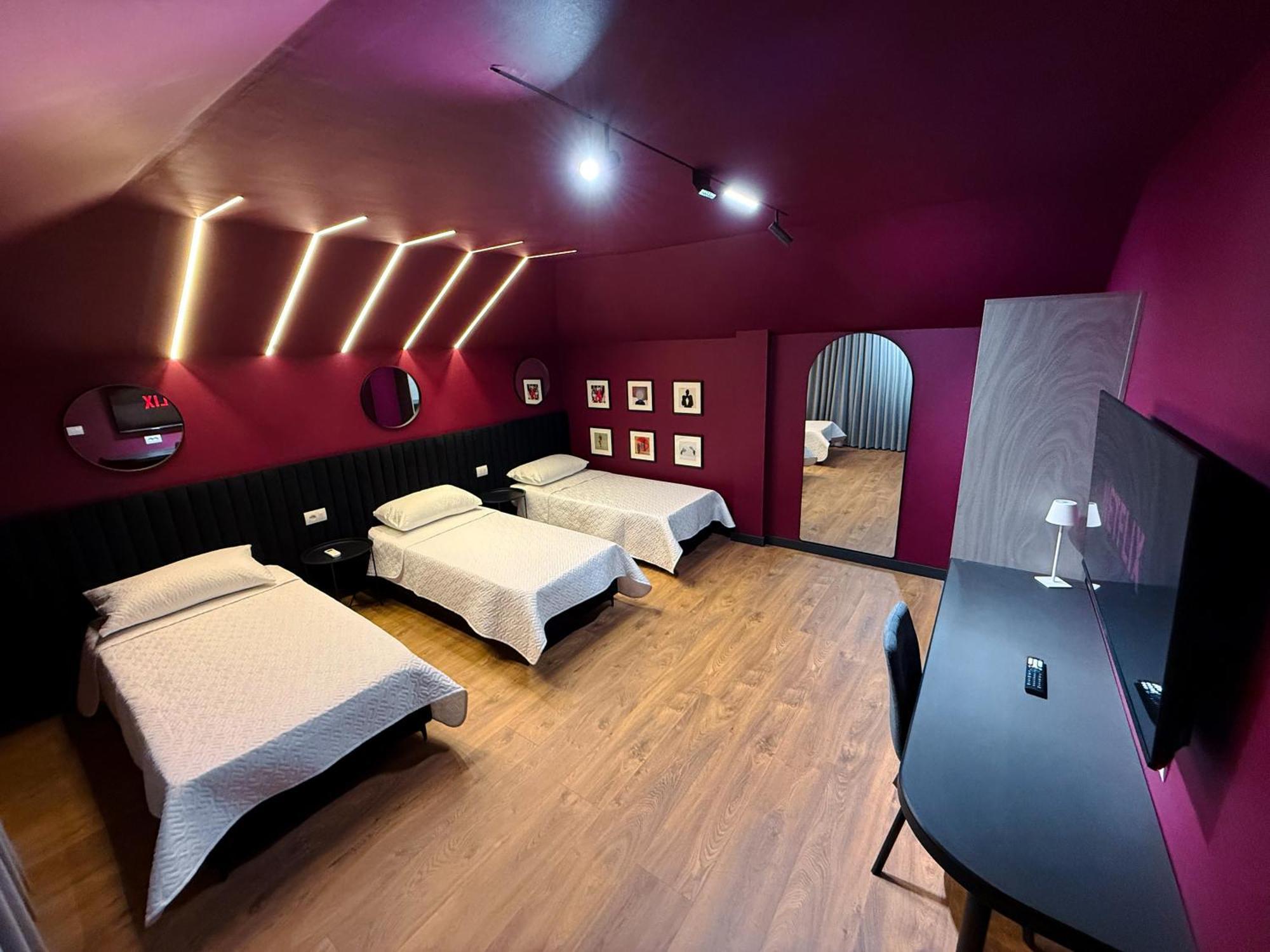 Tirana Days Free Parking Apartment ภายนอก รูปภาพ